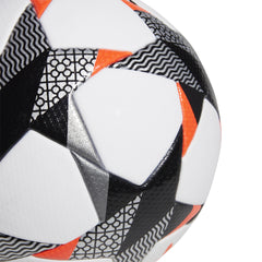 Adidas WUCL maat 1 (Mini) wit