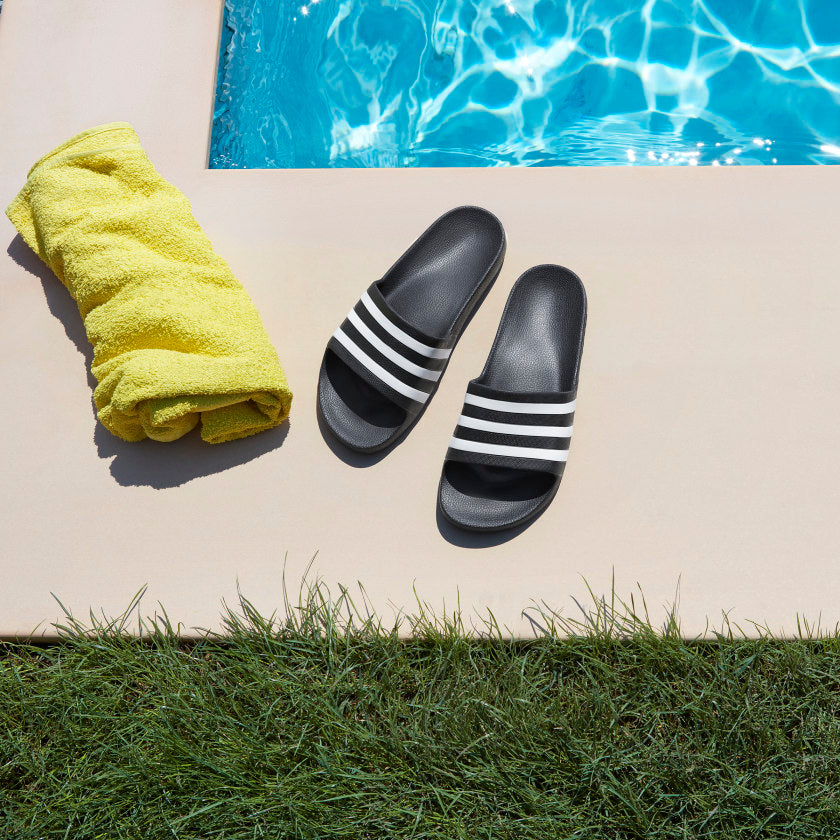 Adidas slippers Adilette blauw/wit