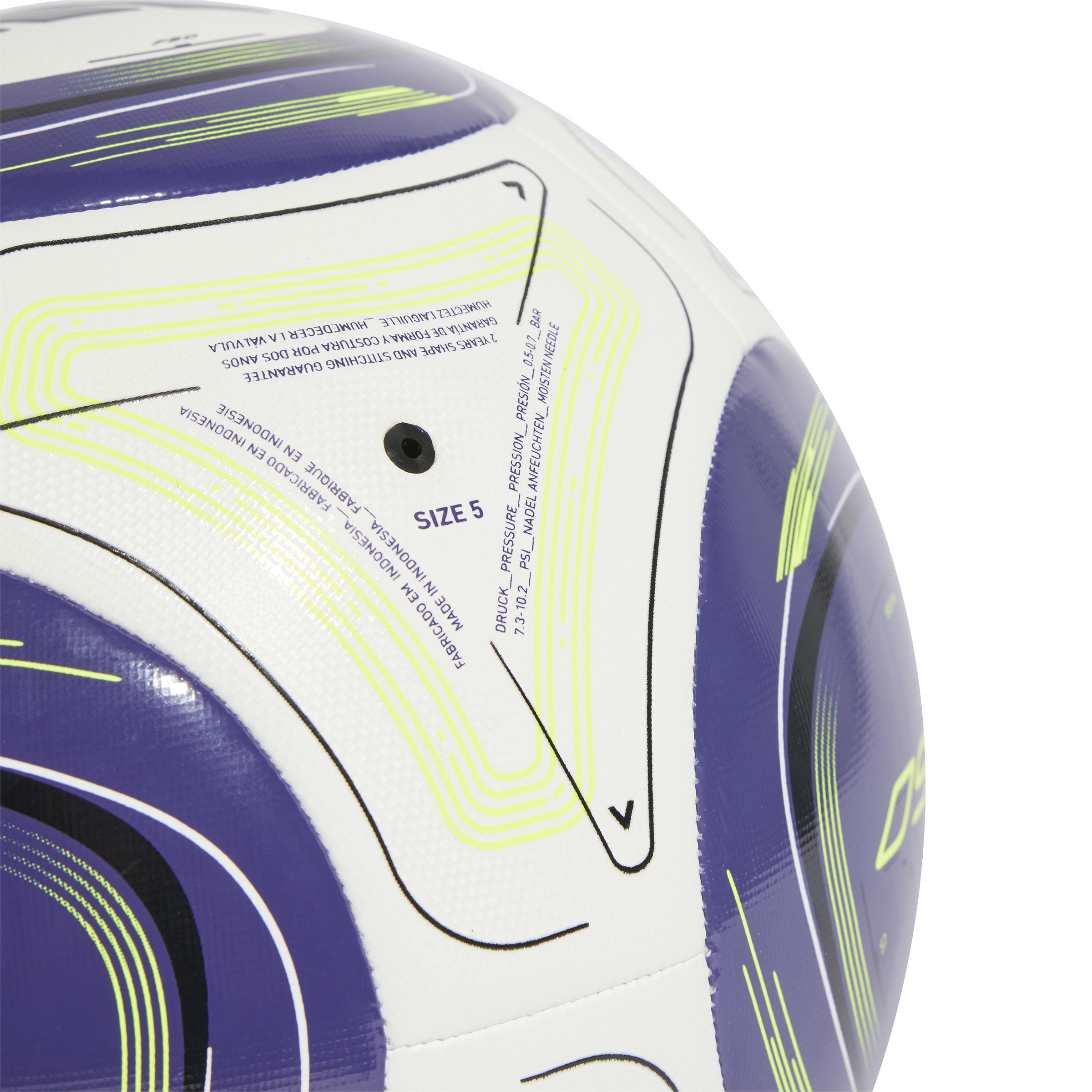 Adidas ball Messi TRN ART white