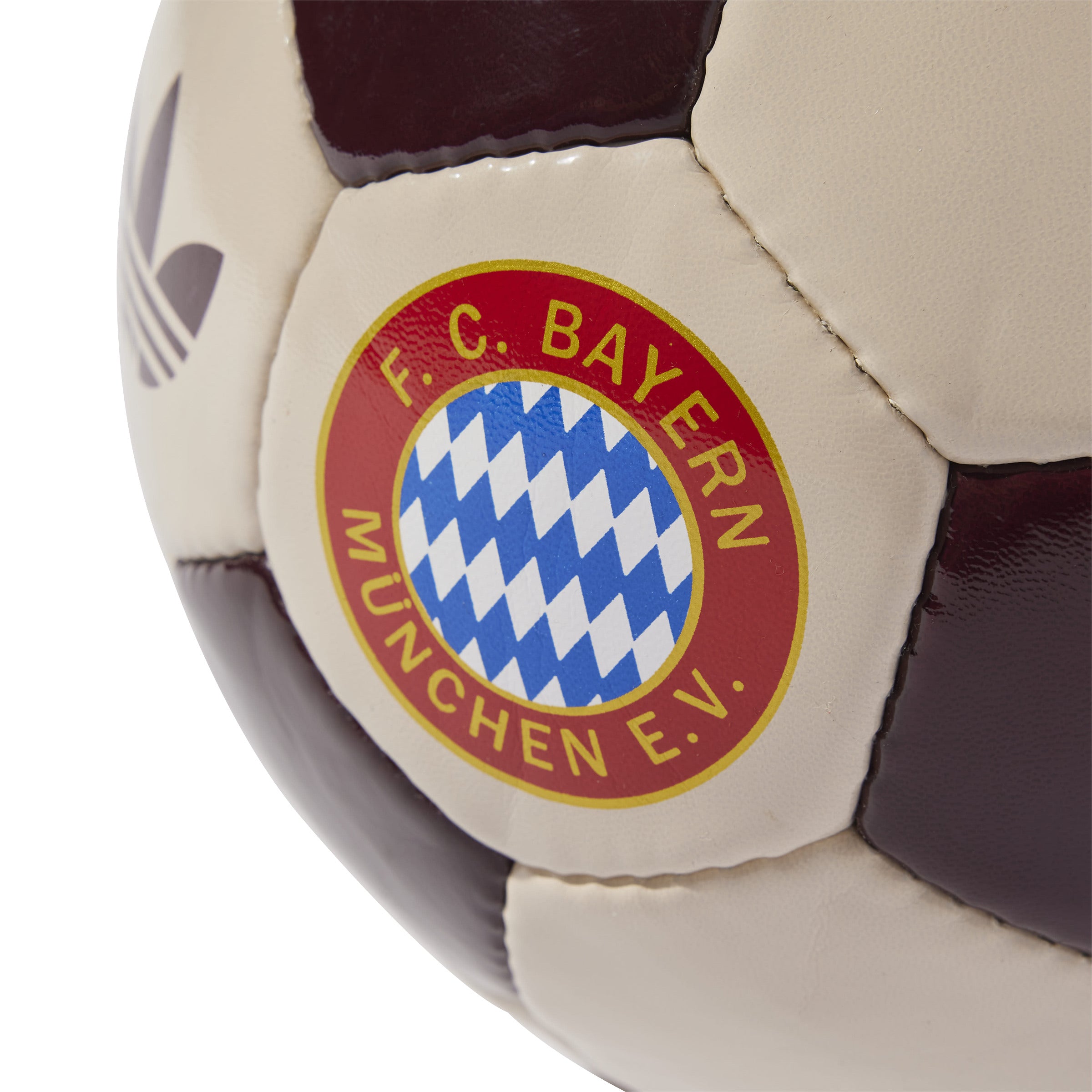 FC Bayern München bal Adidas retro 3rd beige