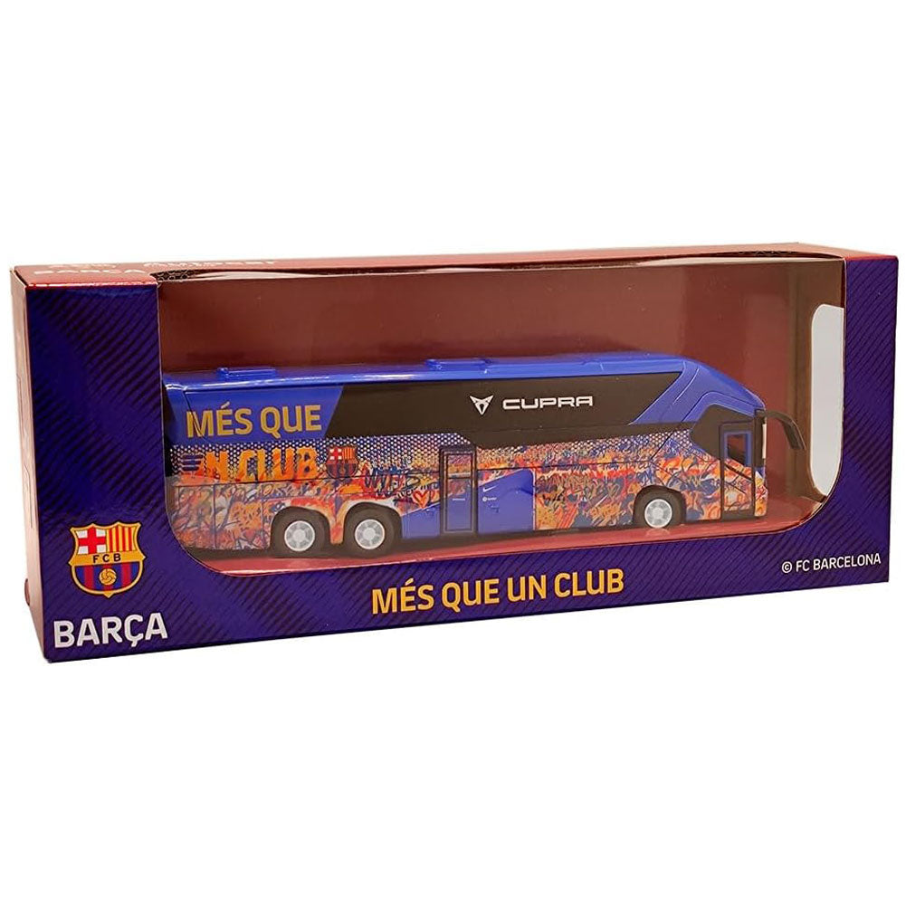 Juventus player bus toy car "Live Ahead"