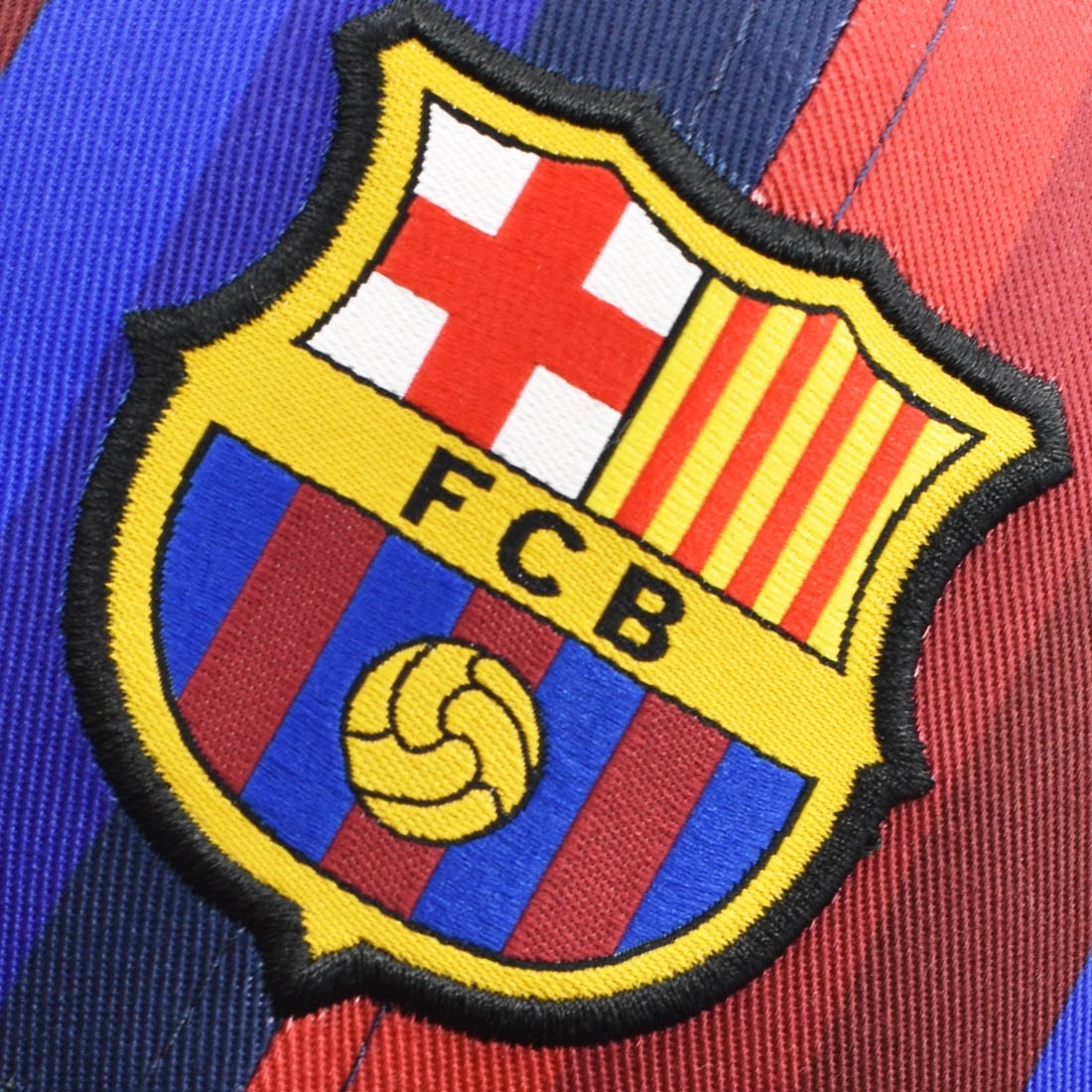 FC Barcelona pet 26/27 HE