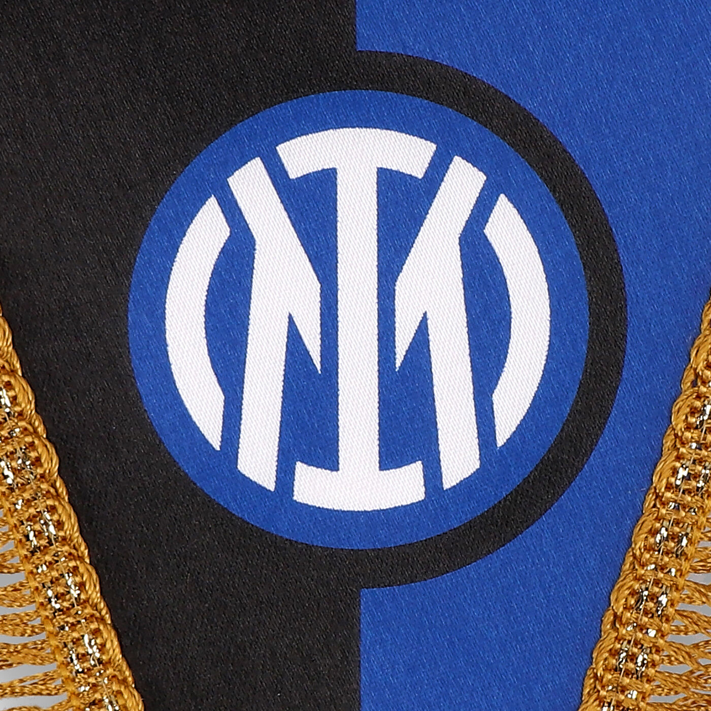 Inter Milan pennant 17 x 14 cm