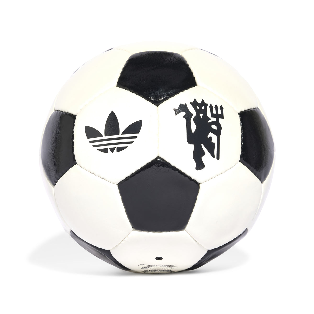 Juventus ball Adidas Club Home white