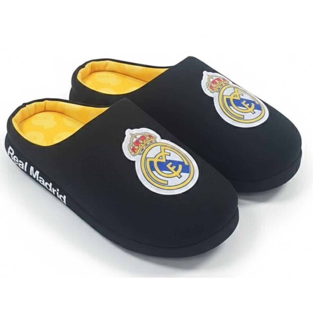Pantoffels noirs du Real Madrid
