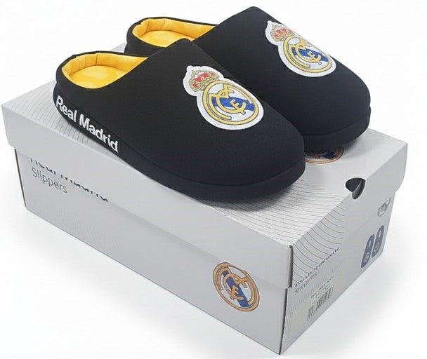 Pantoffels noirs du Real Madrid